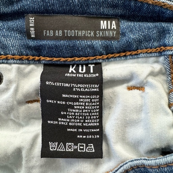 Kut from the Cloth High Rise Fab Ab Skinny Jeans. Size 10 - Picture 7 of 8